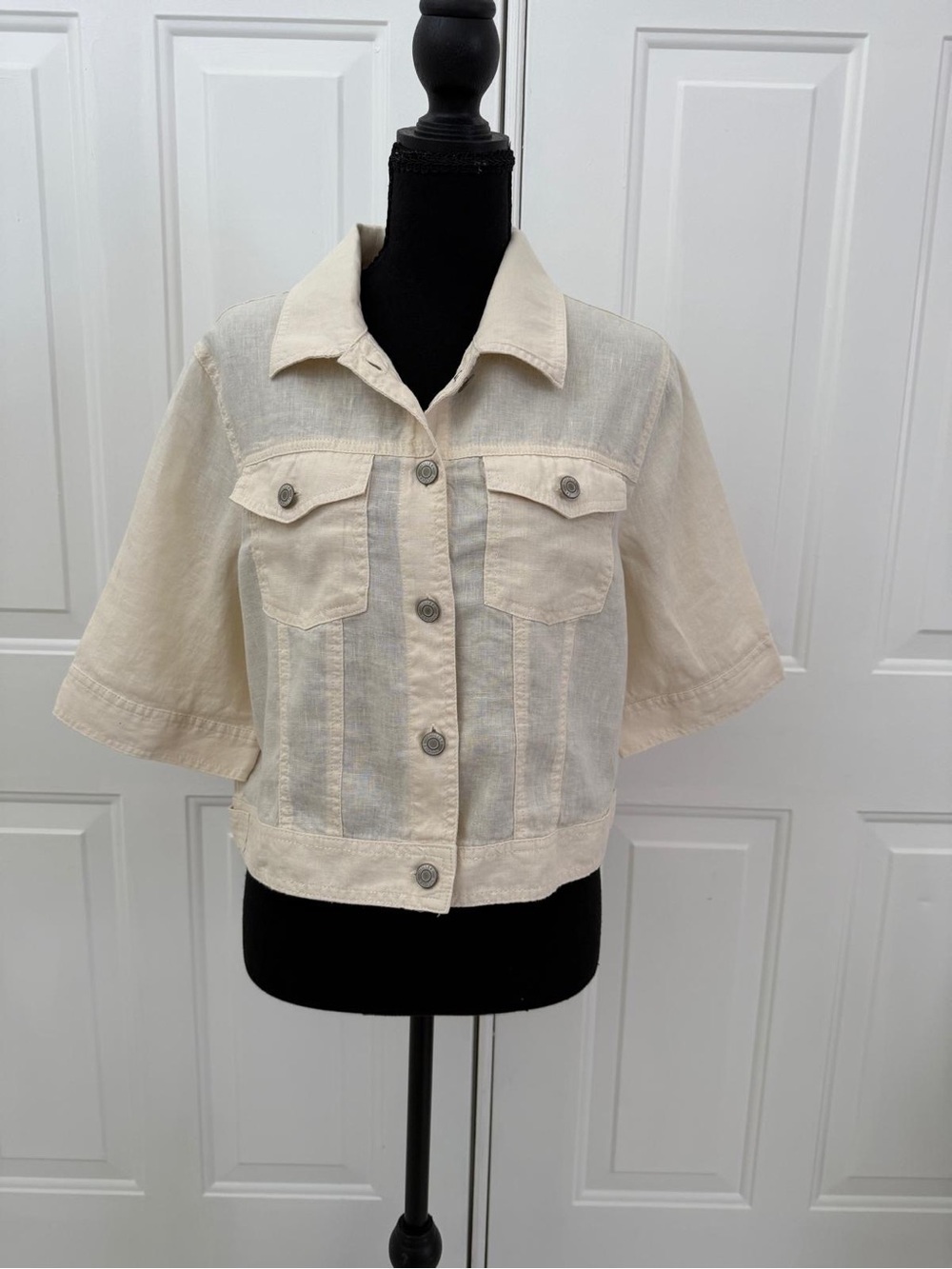 Cropped Cream Short-Sleeve Jean Jacket by